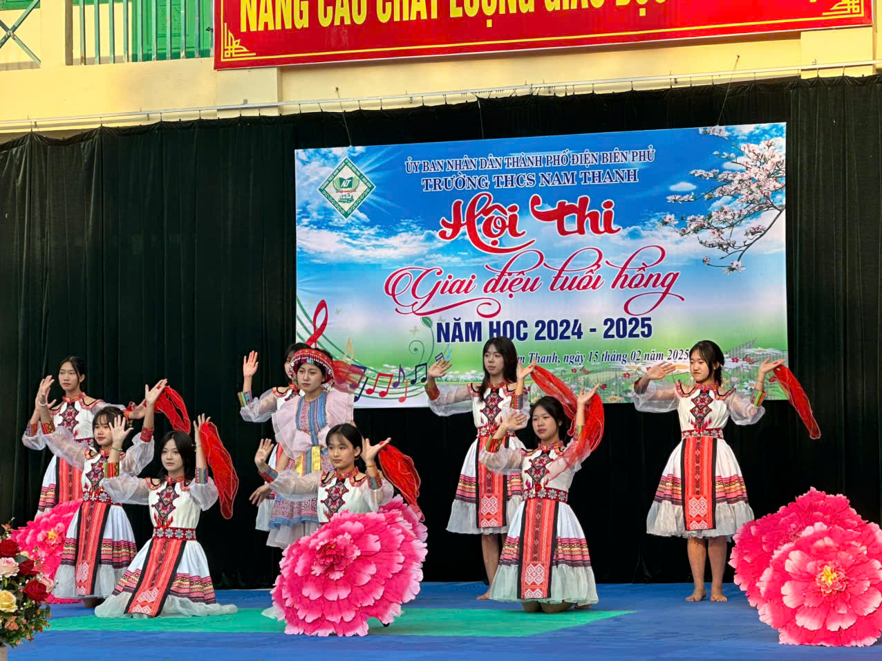 Sôi nổi Hội thi “Giai điệu tuổi hồng” cấp trường năm  học 2024-2025  của Trường THCS Nam Thanh