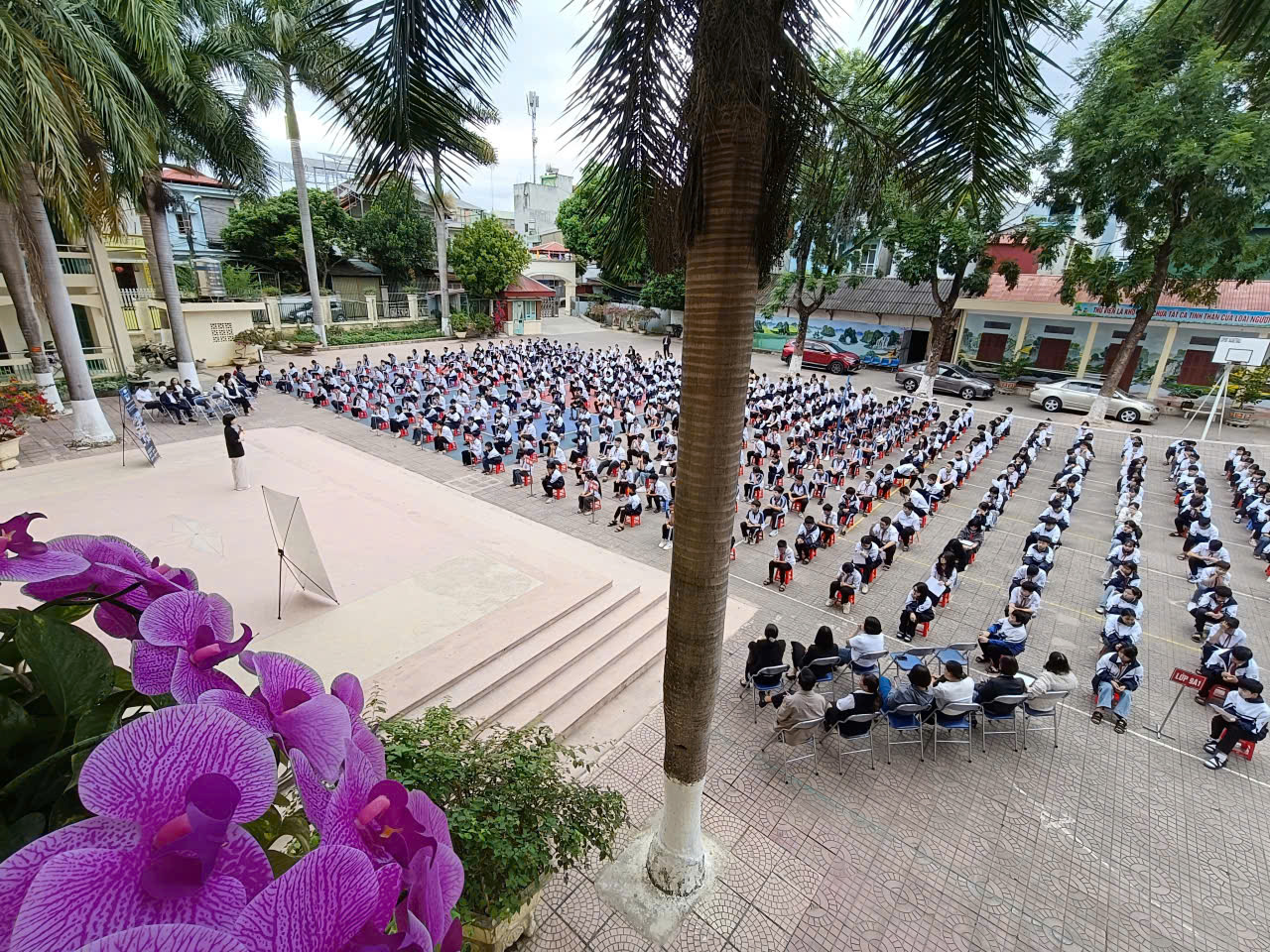 GALAXY EDUCATION TRAO HỌC BỔNG, TIẾP SỨC CHO GIÁO VIÊN VÀ HỌC SINH TRƯỜNG THCS NAM THANH