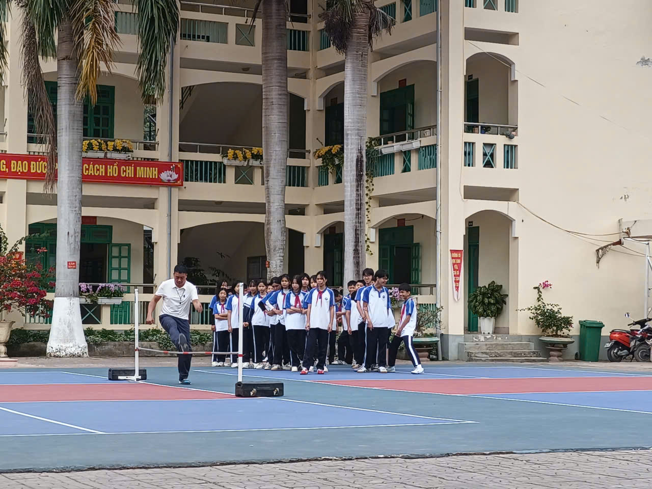 HỘI THI GIÁO VIÊN DẠY GIỎI CẤP TRƯỜNG NĂM HỌC 2025-2026 KHẲNG ĐỊNH CHẤT LƯỢNG ĐỘI NGŨ