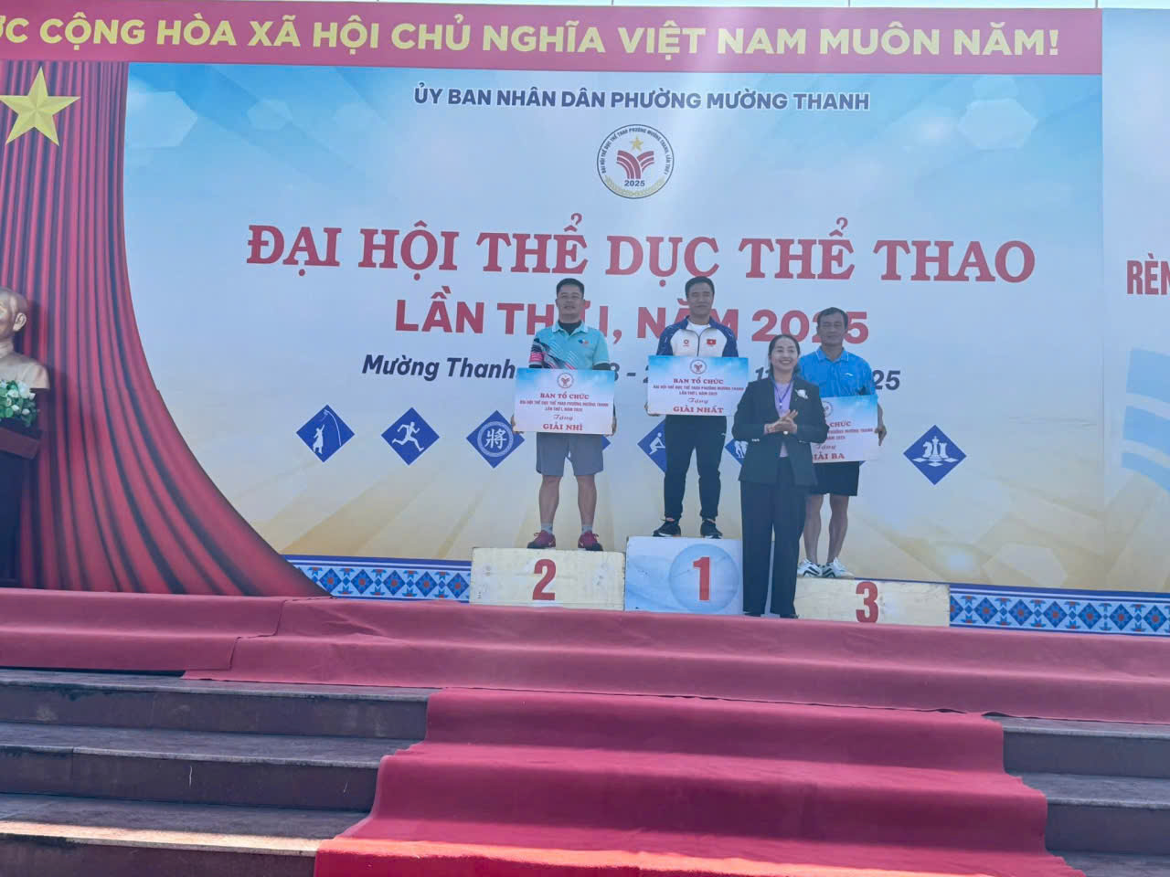 DẤU ẤN RỰC RỠ CỦA THẦY VÀ TRÒ TRƯỜNG THCS NAM THANH TẠI ĐẠI HỘI TDTT PHƯỜNG MƯỜNG THANH 2025